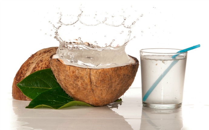 Coconut-Water-Sugar-And-Multani-Mitti-Face-Pack