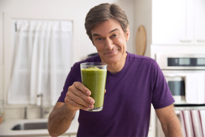 OZ – holding up green smoothie