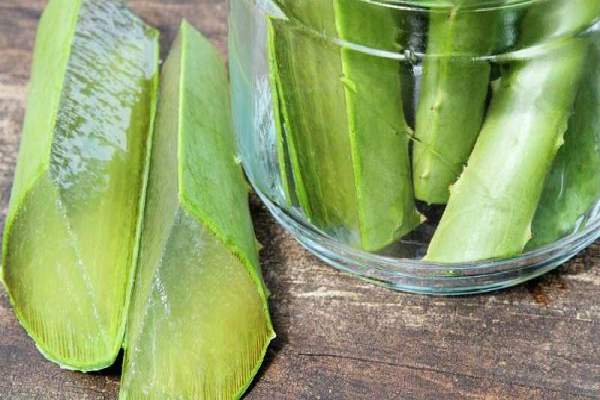 combine-aloe-vera-with-these-to-whiten-skin-fast