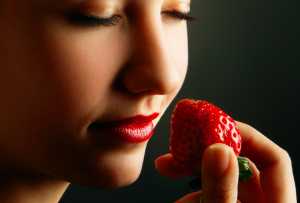 strawberry-aroma-shutterstock_109863959